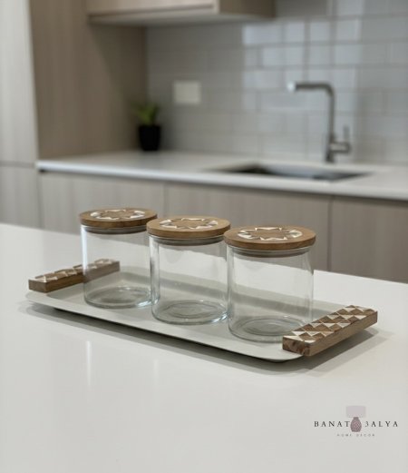 جاط معدن بإضافة ايدين خشبية مع ثلاث علب زجاج بأغطية خشبية