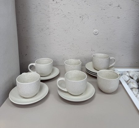 طقم كبايات شاي حجر املس 12 قطعة (6 كبايات ، 6 صحون) بيج