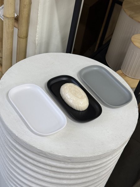 قاعدة صابون بيضوية بلاستيك