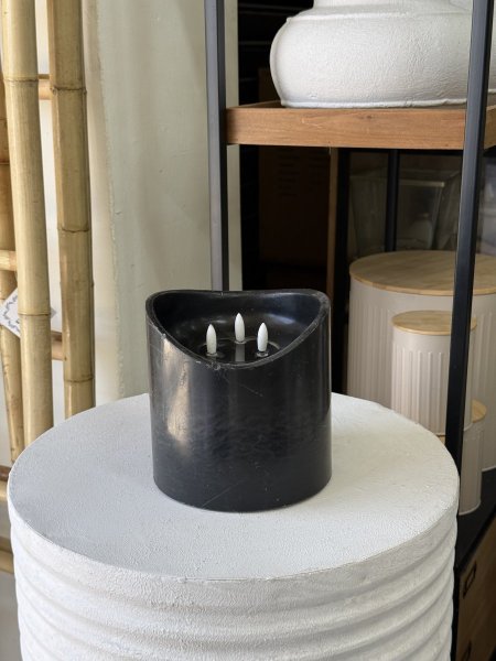 شمعة LED شمع بدون لهب (تعمل بالبطارية)