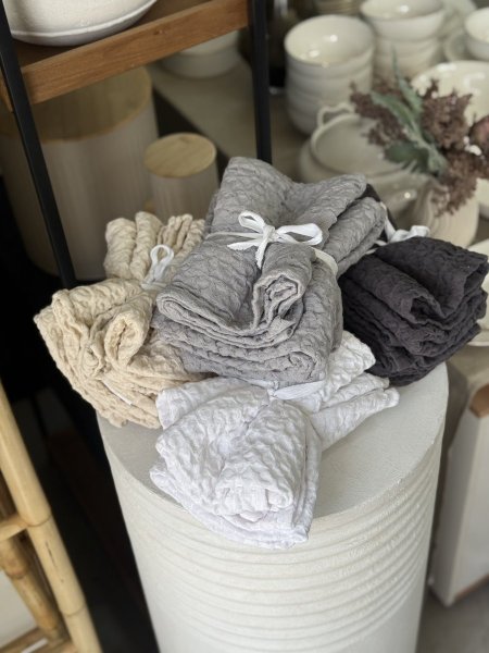 سيت 3 بشاكير بتصميم البافل