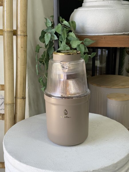 سخان لون كابتشينو مذهب وشفاف مع يد كريستال 1 لتر