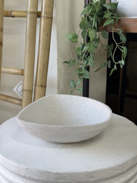 جاط فواكه حجر ابيض مغوّط "טרפז"