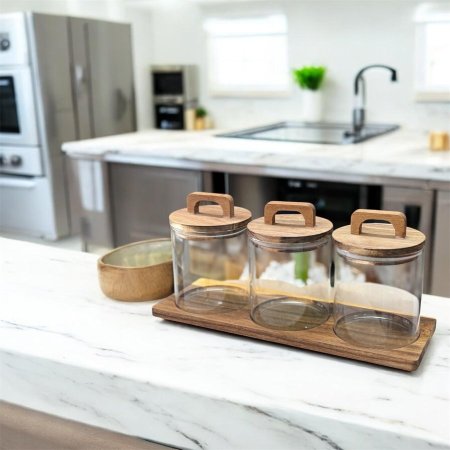 علب زجاج مع غطاء خشب