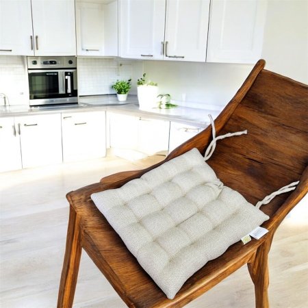 مخدة لمقعد الكرسي