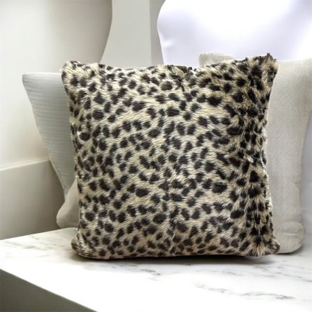 مخدة ديكور بنقشة الفهد