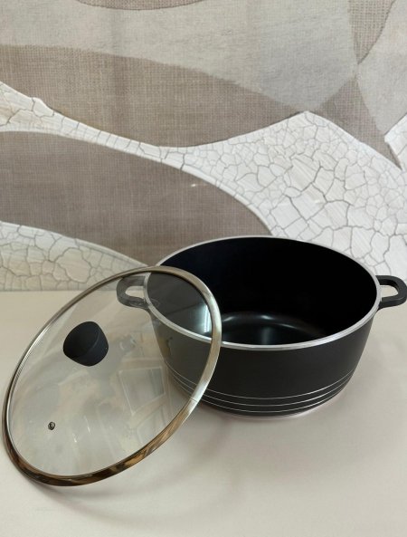 طناجر بأربع مقاسات