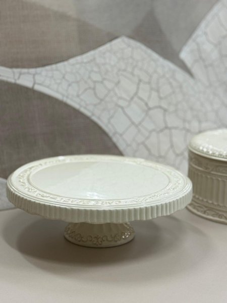 ستاند كراميكا للكعك تصميم انچليش